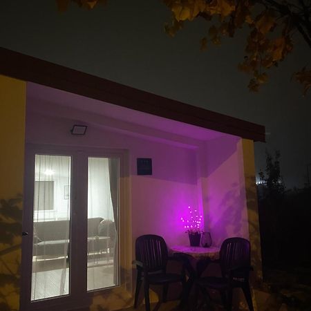 Studio Apartment Adrijana Загреб Екстер'єр фото
