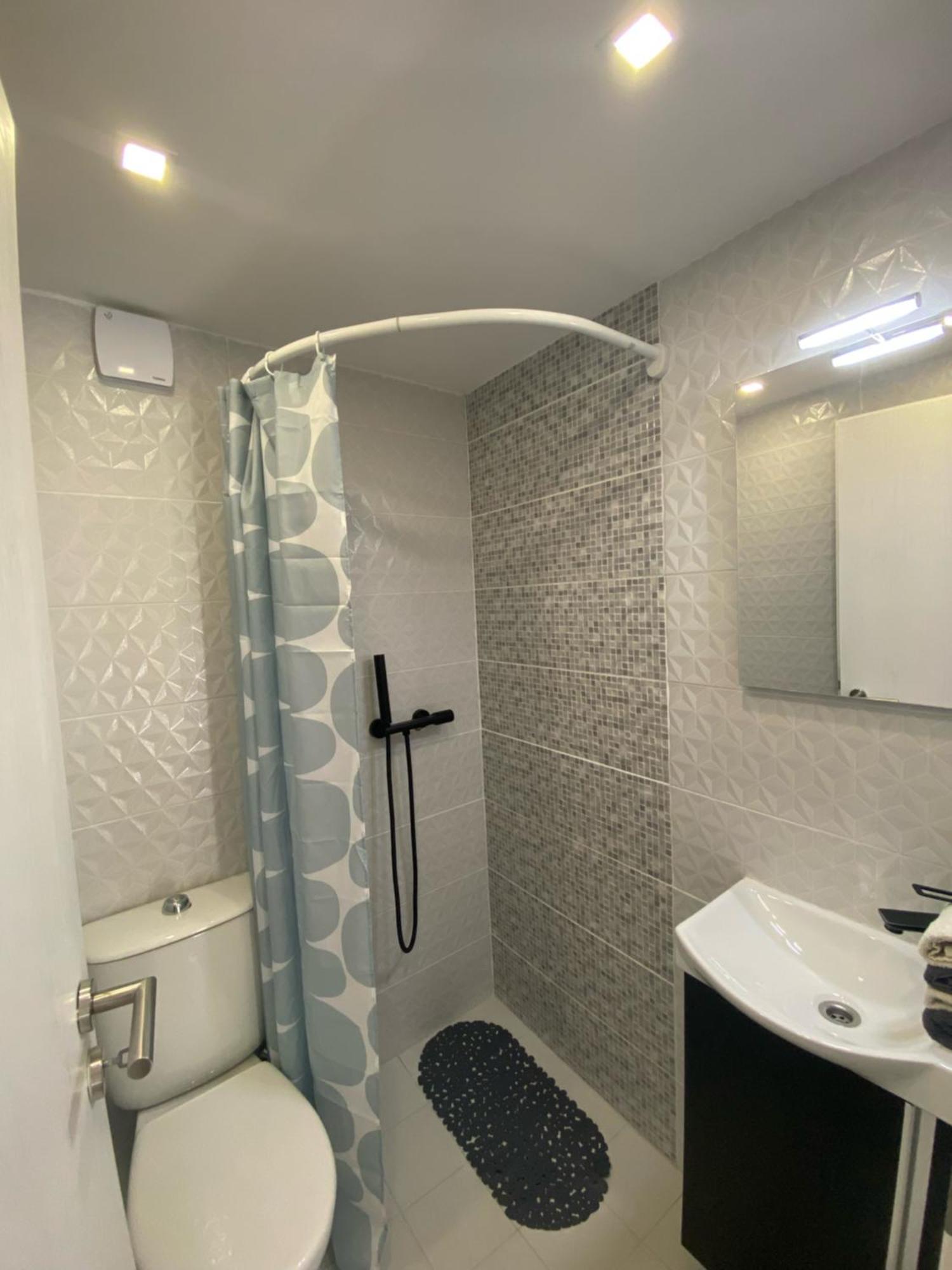 Studio Apartment Adrijana Загреб Екстер'єр фото